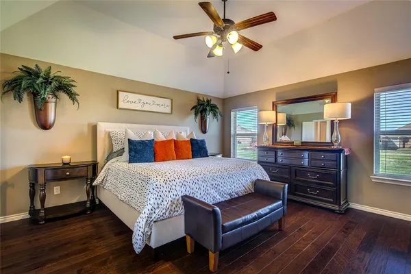 $440,000 | 515 Hubbard Circle, Nevada, TX 75173