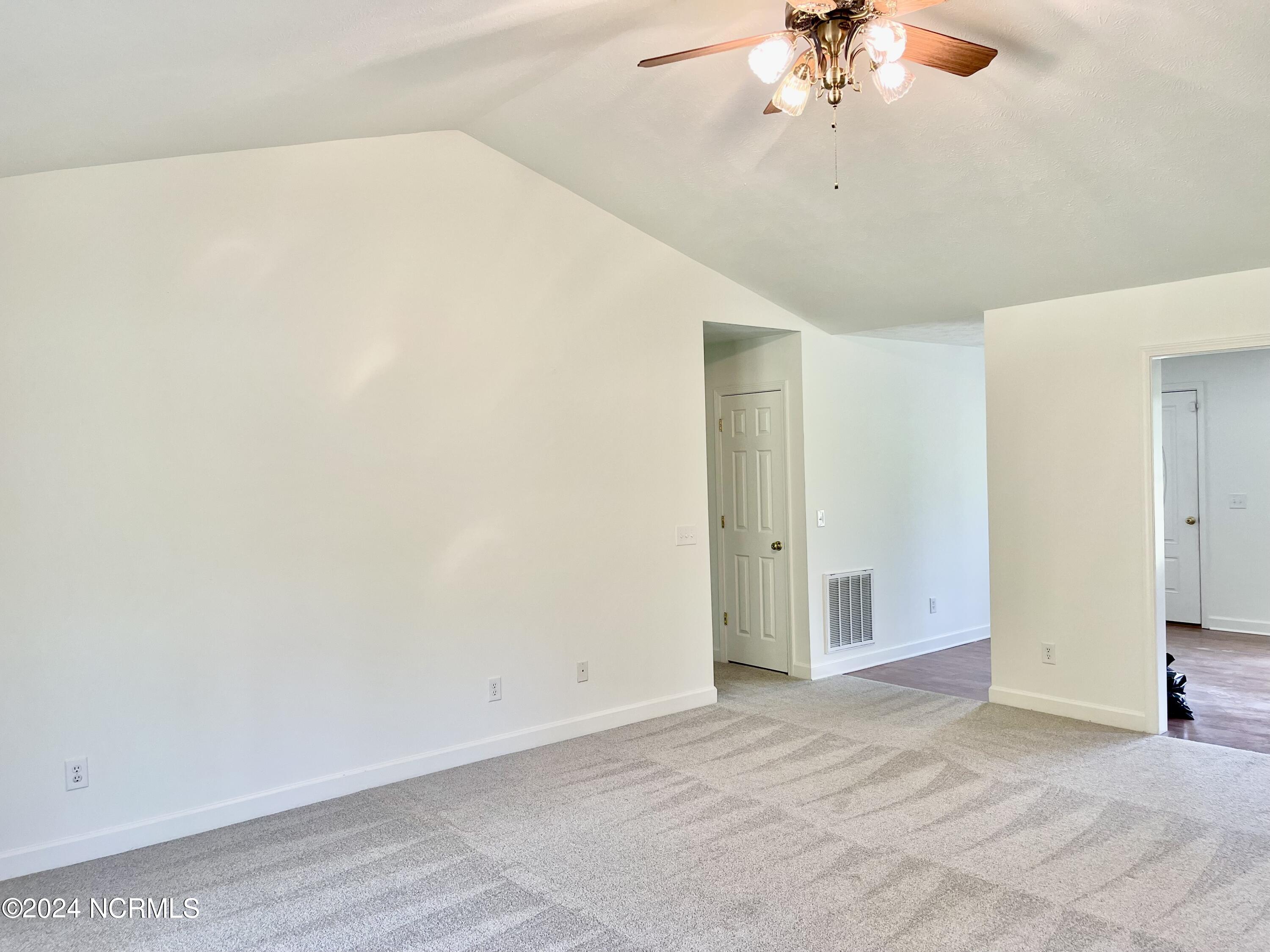 406 Roberdel School Road Rockingham, NC 28379 - Photo 3 of 27 living room