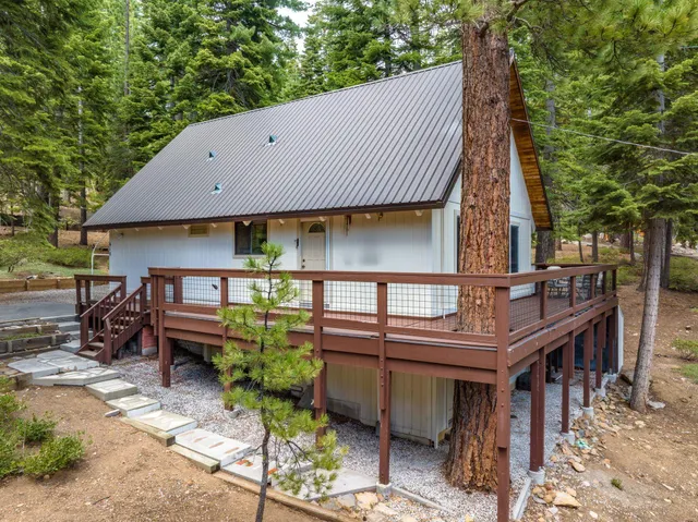 $895,000 | 610 High Street, Carnelian Bay, CA 96140