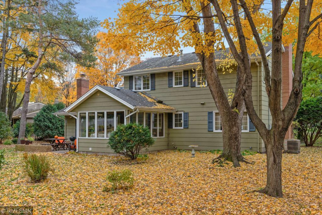 14118 Windsor Road Minnetonka, MN 55345 - Photo 20 of 23 Gallery Image 20