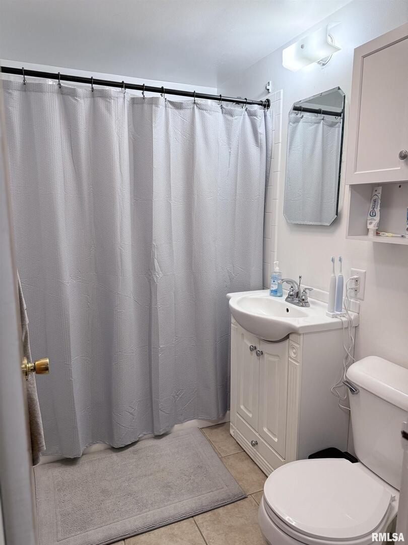 416 Maple Street Chillicothe, IL 61523 - Photo 9 of 17 Gallery Image 9