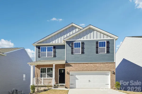 $459,290 | 576 Country Oak Drive, Asheville, NC 28804