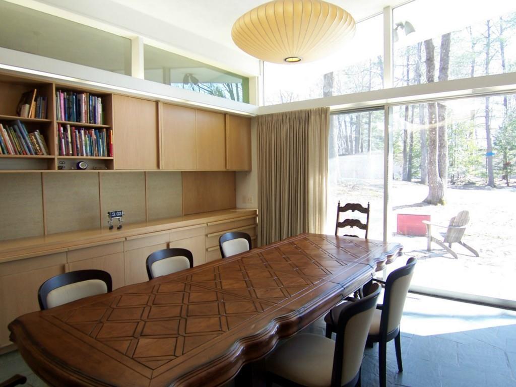 28 Wedgewood Road Auburn, ME 04210 - Photo 14 of 34 Diningroom with vaulted ceiling and...
