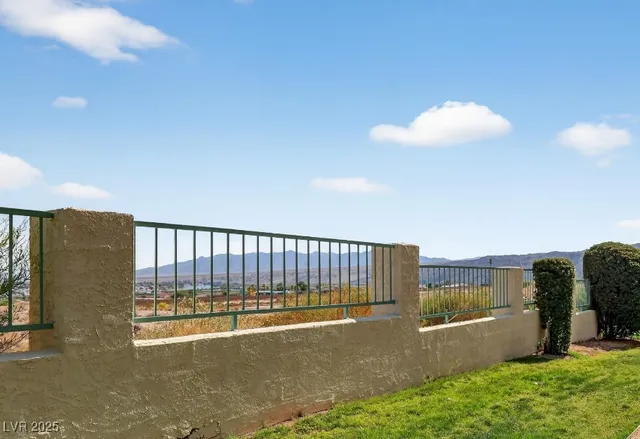 $185,000 | 3550 Bay Sands Drive, Unit 1093, Laughlin, NV 89029