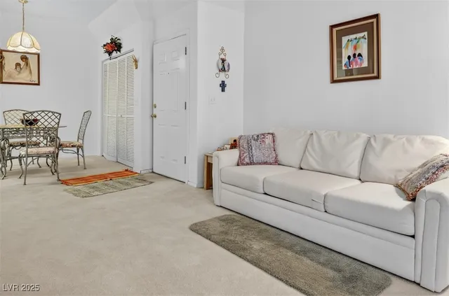 $185,000 | 3550 Bay Sands Drive, Unit 1093, Laughlin, NV 89029