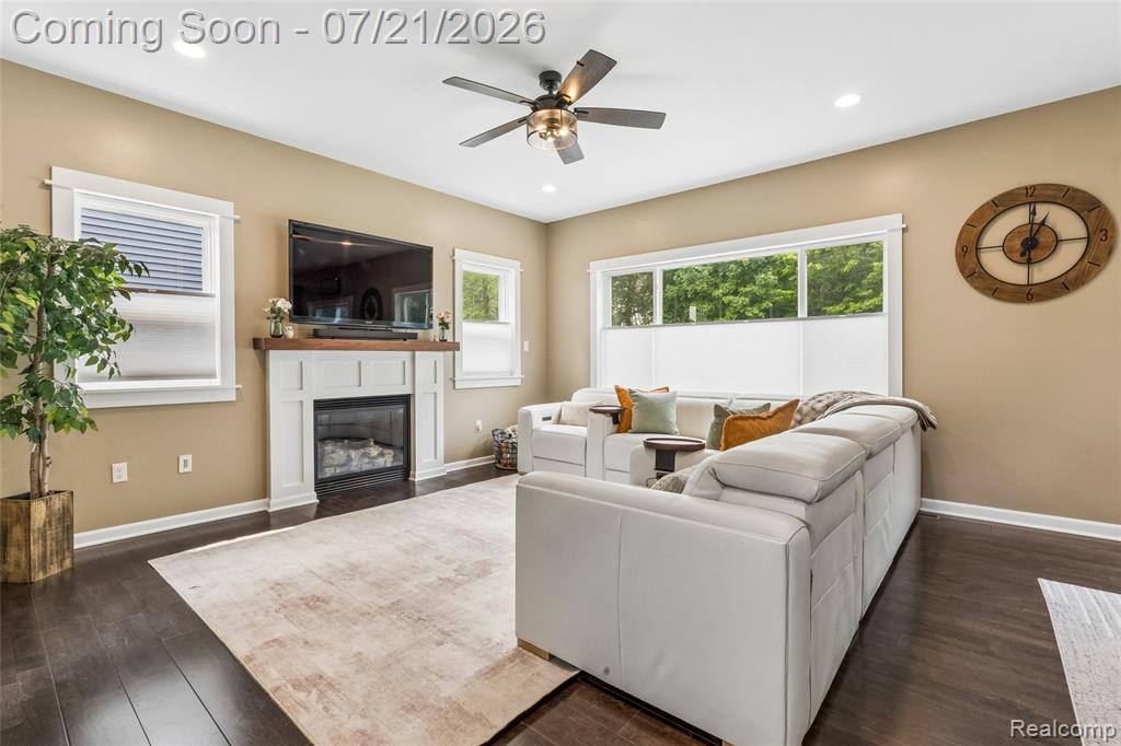 2105 Middle Ridge Drive Holly, MI 48442 - Photo 16 of 46 Gallery Image 16