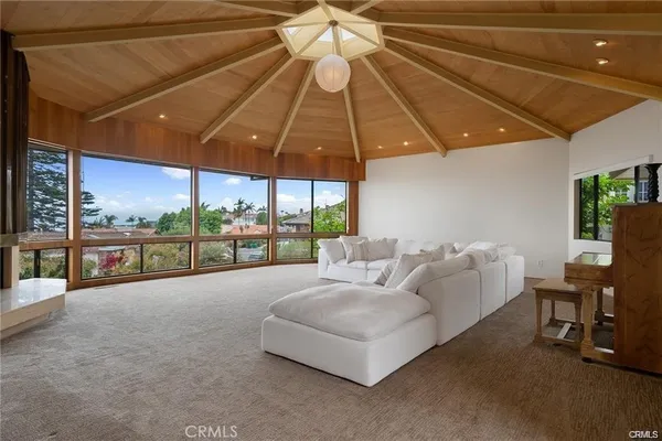 $30,000 | 814 Emerald Bay, Laguna Beach, CA 92651