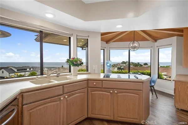 $30,000 | 814 Emerald Bay, Laguna Beach, CA 92651