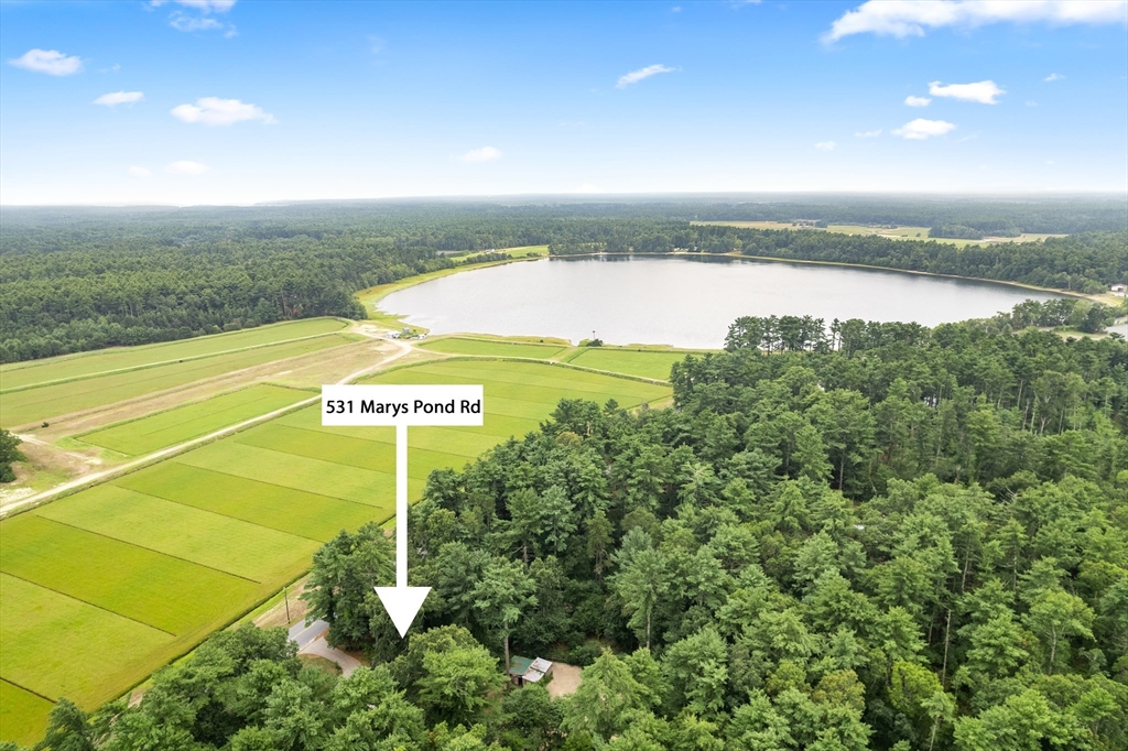 531 Marys Pond Road Rochester, MA 02770 - Photo 2 of 38 a view of an ocean and beach