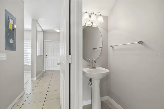 $219,000 | 8532 Brushleaf Way, Tampa, FL 33647