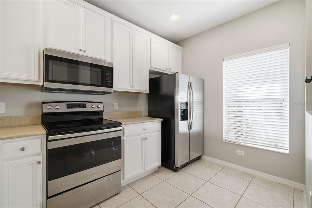 8532 Brushleaf Way Tampa, FL 33647 - Photo 7 of 48