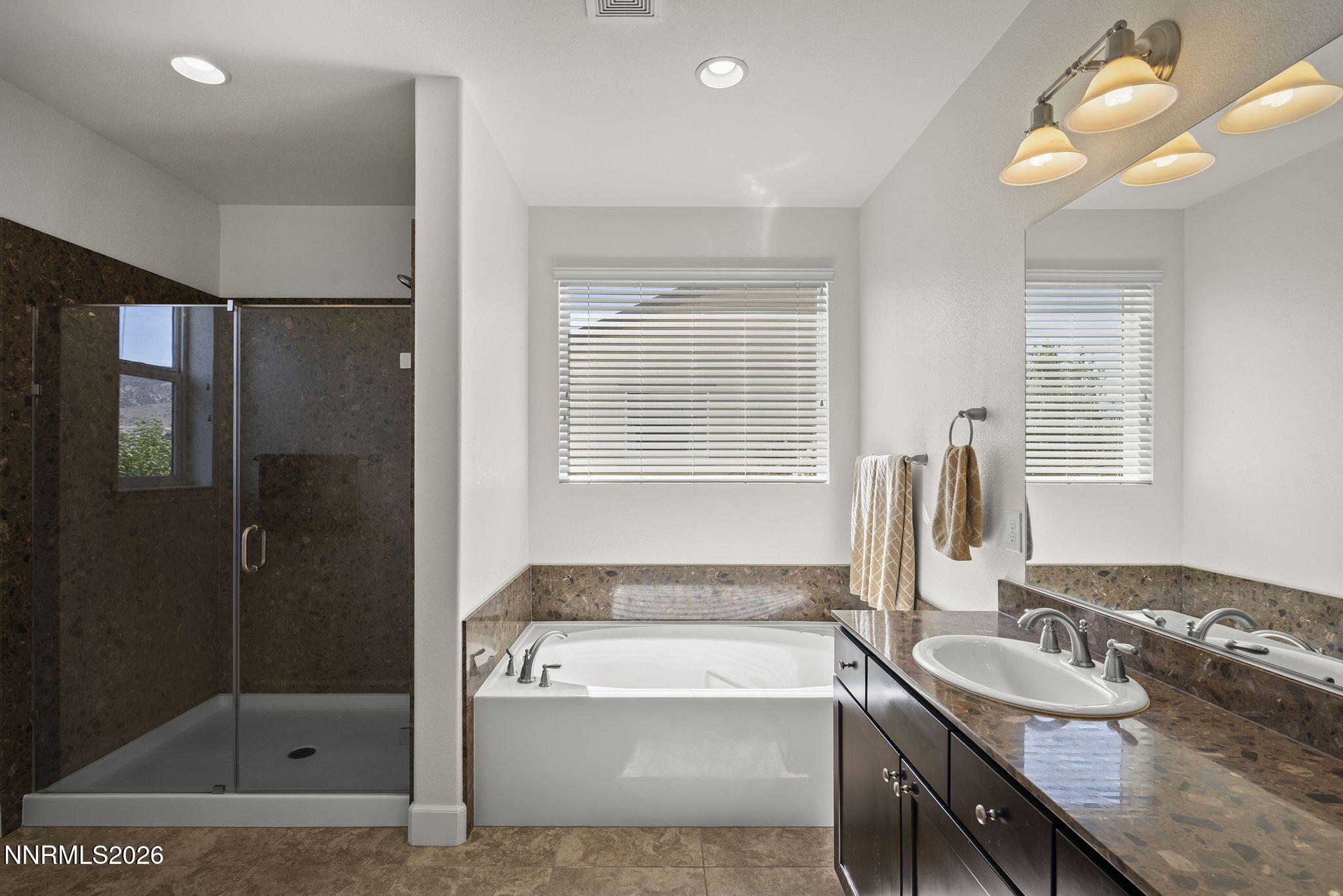 1880 Fledge Creek Drive Reno, NV 89521 - Photo 14 of 30 15-web-or-mls-_DSC0511