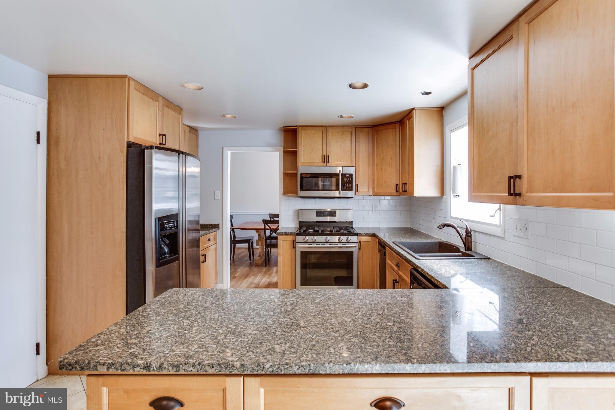 318 Hannes Street Silver Spring, MD 20901 - Photo 4 of 28 Kitchen
