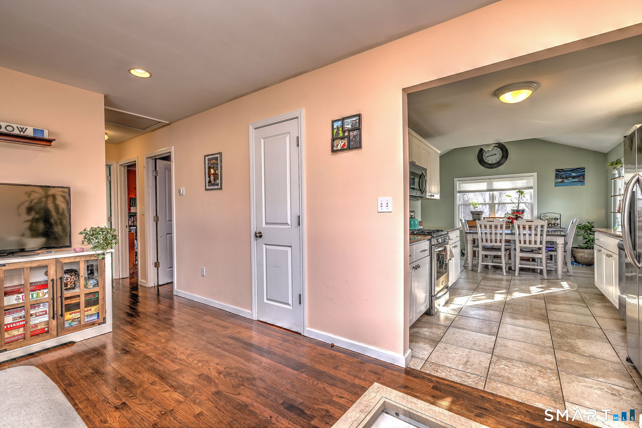 46 Aircraft Road West Haven, CT 06516 - Photo 15 of 39