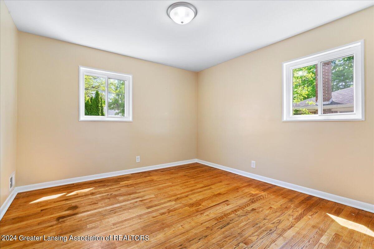 2502 Barstow Road Lansing, MI 48906 - Photo 10 of 26 17-Media Jett - 17