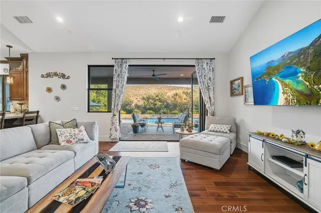 $1,999,999 | 4004 Snowgoose Street, Simi Valley, CA 93065