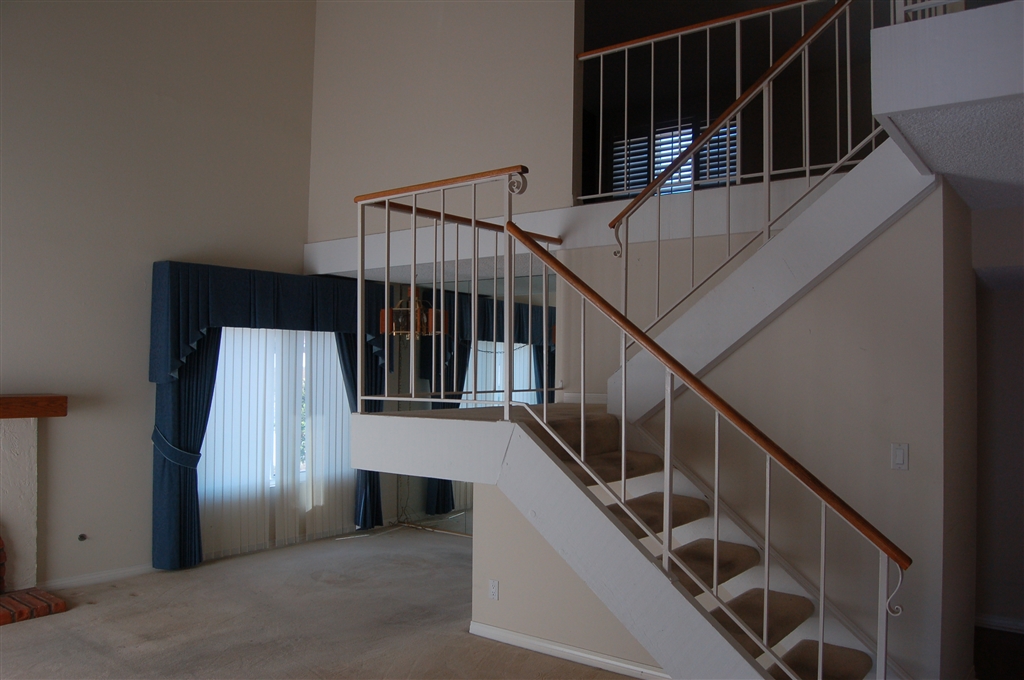 283 Village Run East Encinitas, CA 92024 - Photo 2 of 10 Gallery Image 2