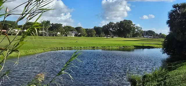 $900,000 | 19811 West Oakmont Drive, Hialeah, FL 33015