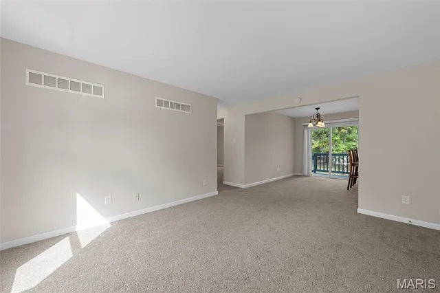 $90,000 | 1907 High Sun Drive, Florissant, MO 63031