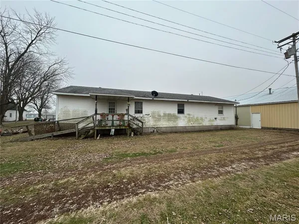 $139,000 | 520 Eleventh Street, Carrollton, IL 62016