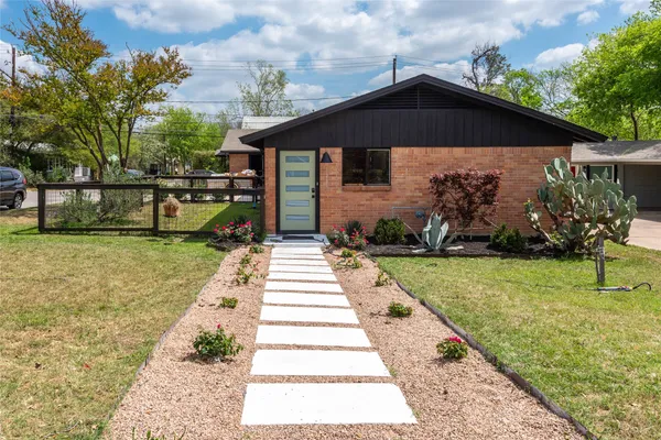 $715,000 | 4717 Avenue H, Unit 1, Austin, TX 78751