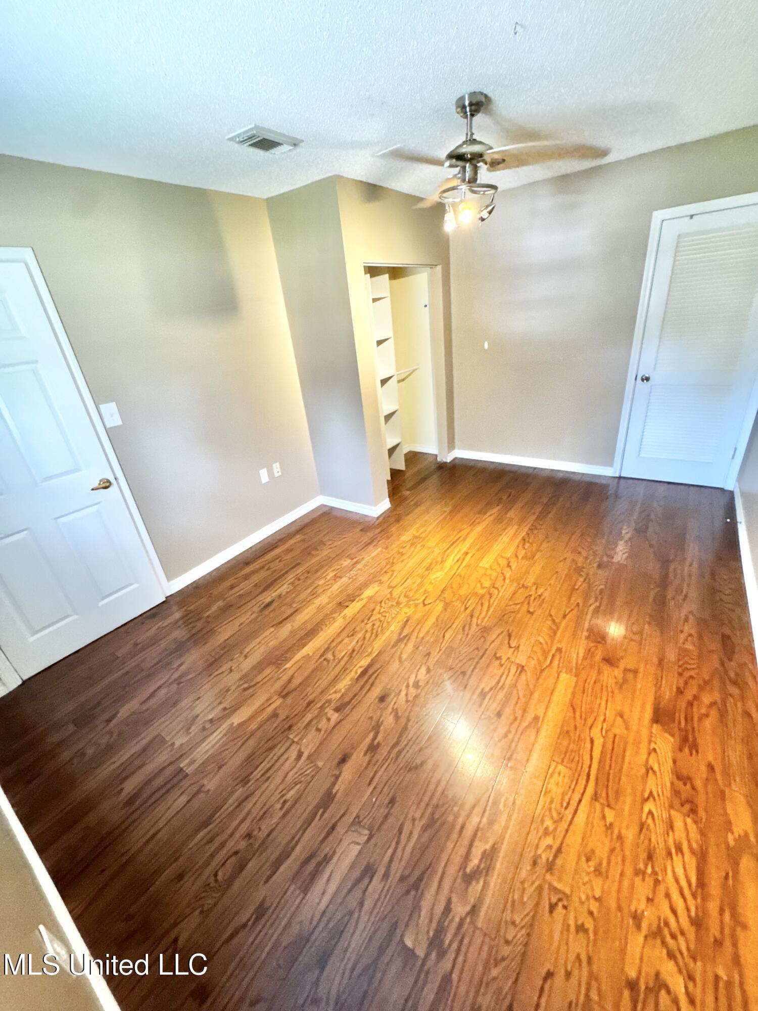 128 Ridgeway Avenue Gulfport, MS 39507 - Photo 12 of 28 IMG_1129