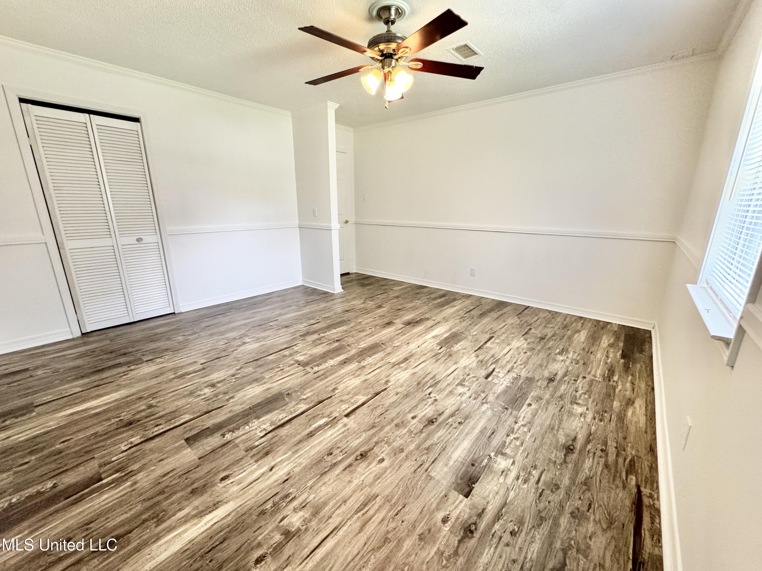 128 Ridgeway Avenue Gulfport, MS 39507 - Photo 23 of 28 IMG_1153