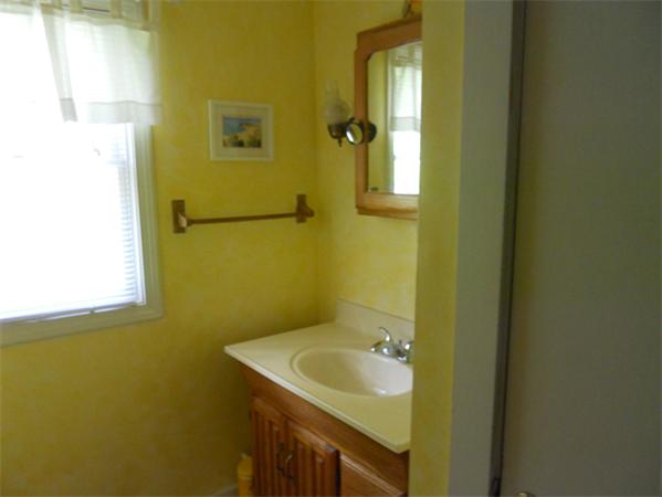 19 Emery Road Townsend, MA 01469 - Photo 16 of 17