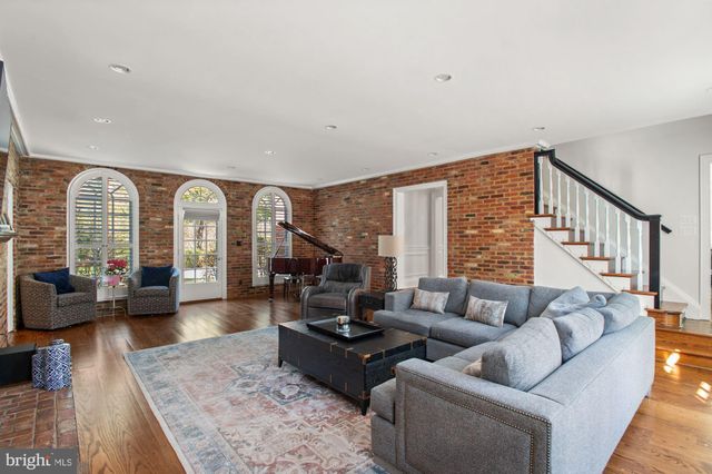 $3,600,000 | 11811 Piney Glen Lane, Potomac, MD 20854