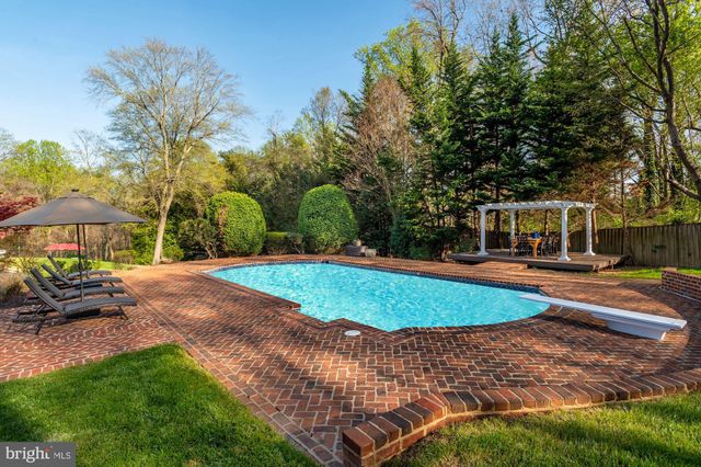 $3,600,000 | 11811 Piney Glen Lane, Potomac, MD 20854