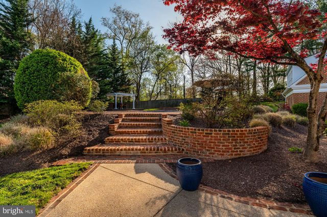 $3,600,000 | 11811 Piney Glen Lane, Potomac, MD 20854