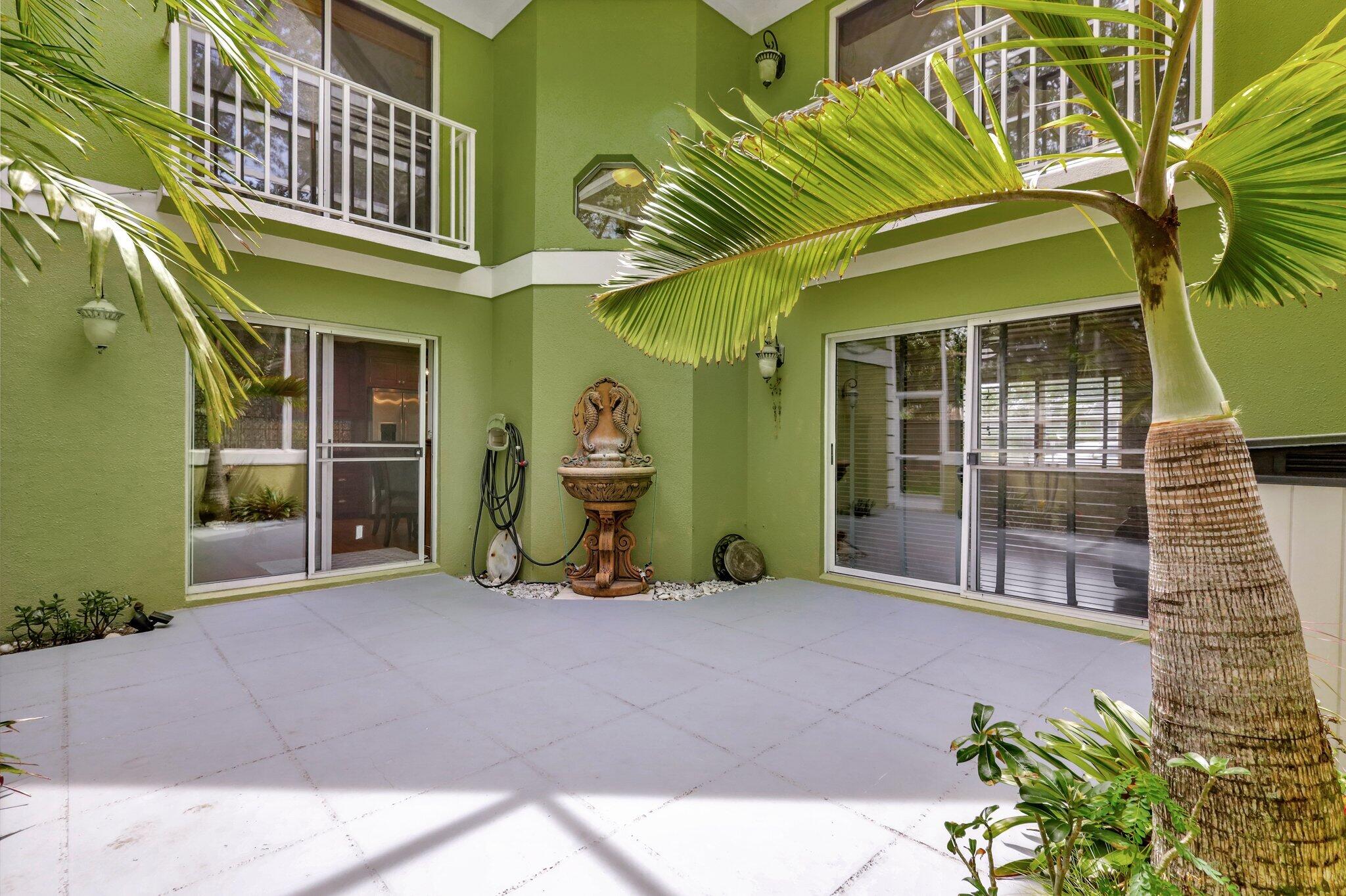 81 Southeast Beech Tree Lane Stuart, FL 34994 - Photo 14 of 35 Screened-In Patio