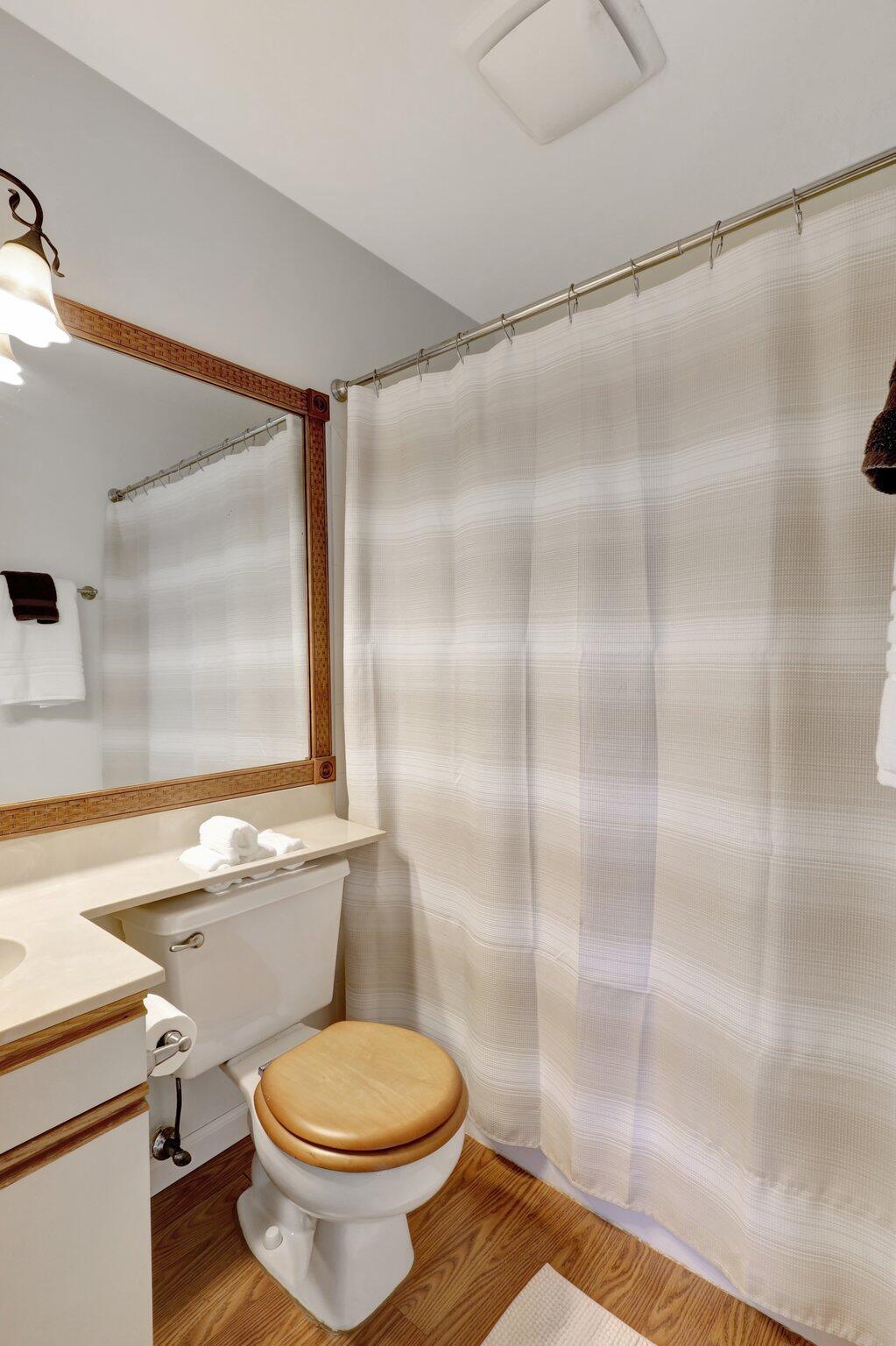 81 Southeast Beech Tree Lane Stuart, FL 34994 - Photo 20 of 35 Primary Bathroom