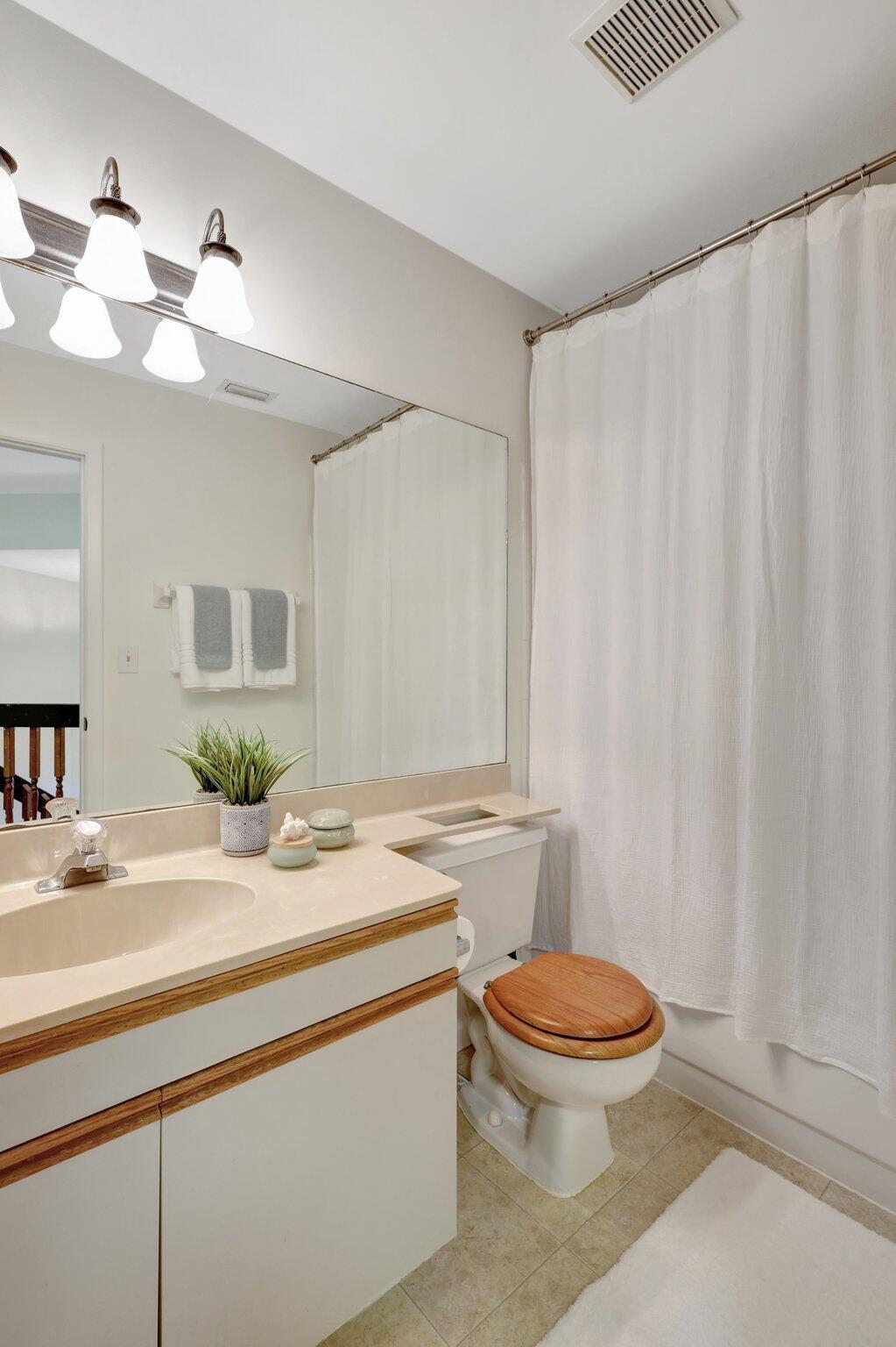 81 Southeast Beech Tree Lane Stuart, FL 34994 - Photo 26 of 35 Guest Bathroom 2nd Floor
