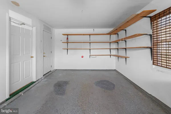 a view of a garage