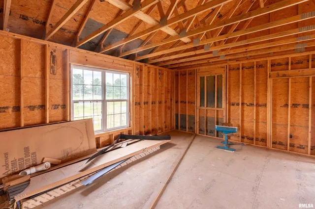 $574,999 | 9975 Highway 37, Goreville, IL 62939