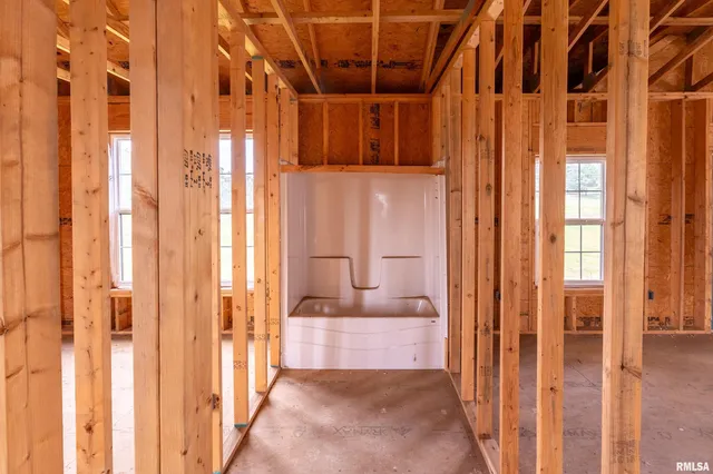 $574,999 | 9975 Highway 37, Goreville, IL 62939