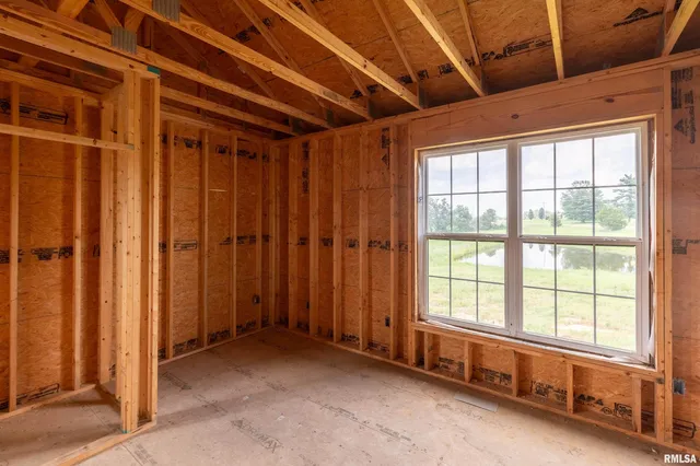 $574,999 | 9975 Highway 37, Goreville, IL 62939