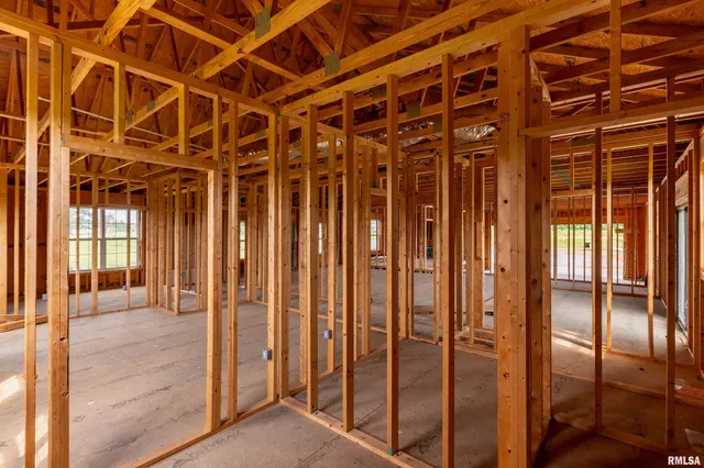 $574,999 | 9975 Highway 37, Goreville, IL 62939