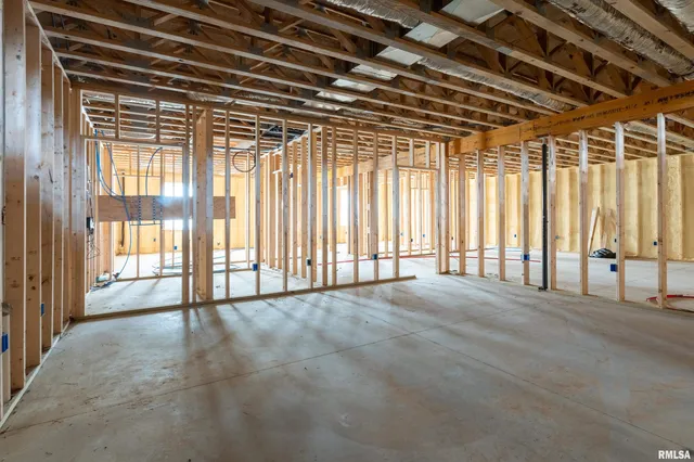 $574,999 | 9975 Highway 37, Goreville, IL 62939