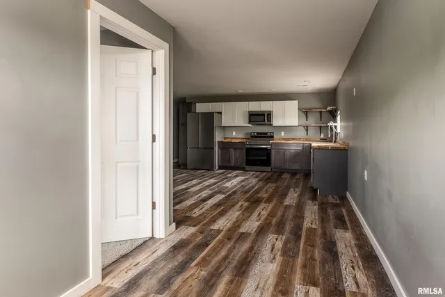 $574,999 | 9975 Highway 37, Goreville, IL 62939