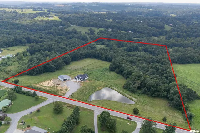 $574,999 | 9975 Highway 37, Goreville, IL 62939