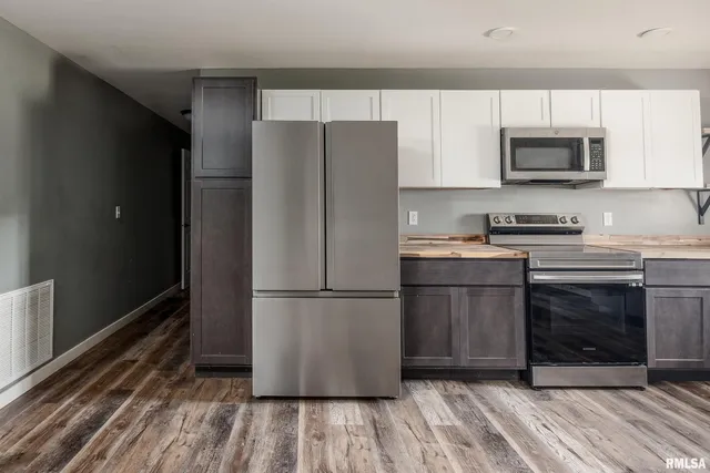 $574,999 | 9975 Highway 37, Goreville, IL 62939