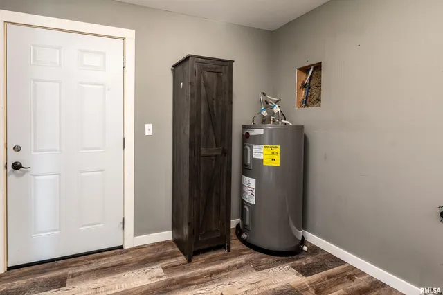 $574,999 | 9975 Highway 37, Goreville, IL 62939