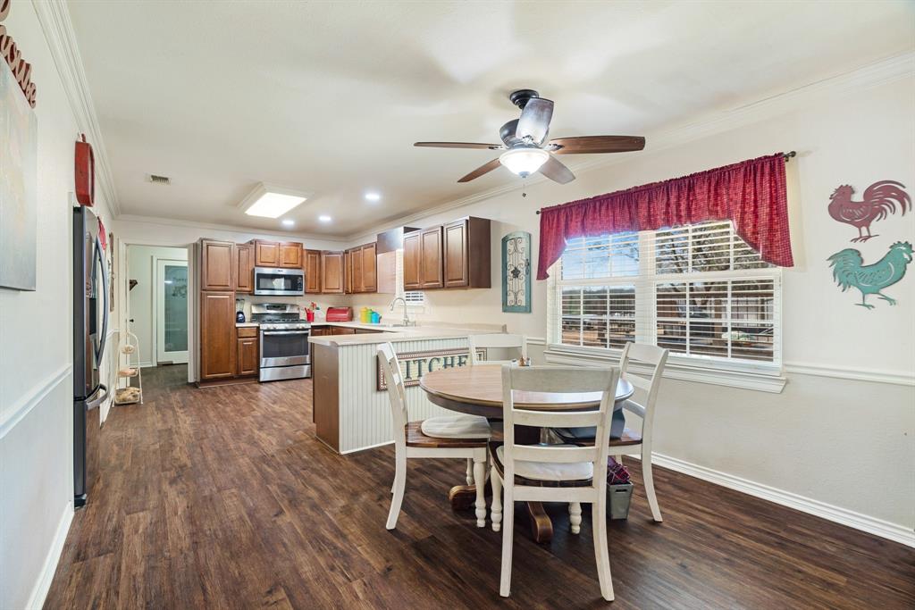 850 Key West Road Reno, TX 75462 - Photo 16 of 35