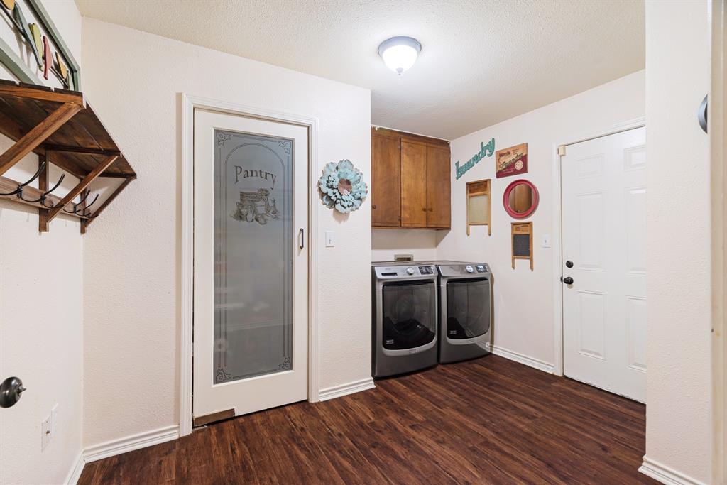 850 Key West Road Reno, TX 75462 - Photo 17 of 35