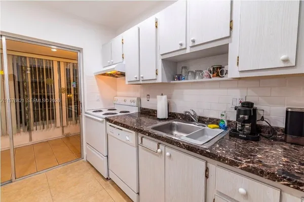 $1,400 | 7300 Northwest 4th Place, Unit 204, Margate, FL 33063