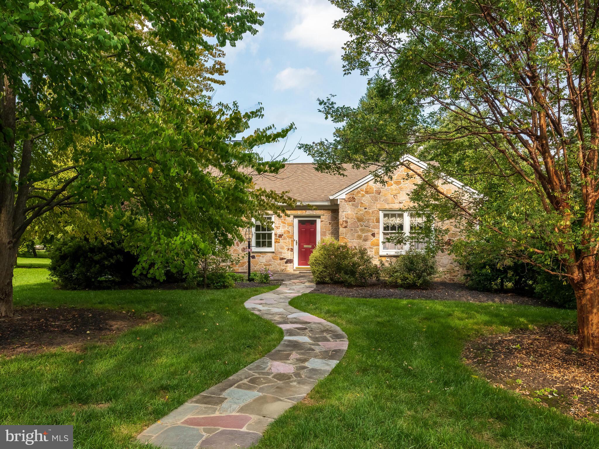 231 Dorset Road Devon, PA 19333 - Photo 2 of 27 Front