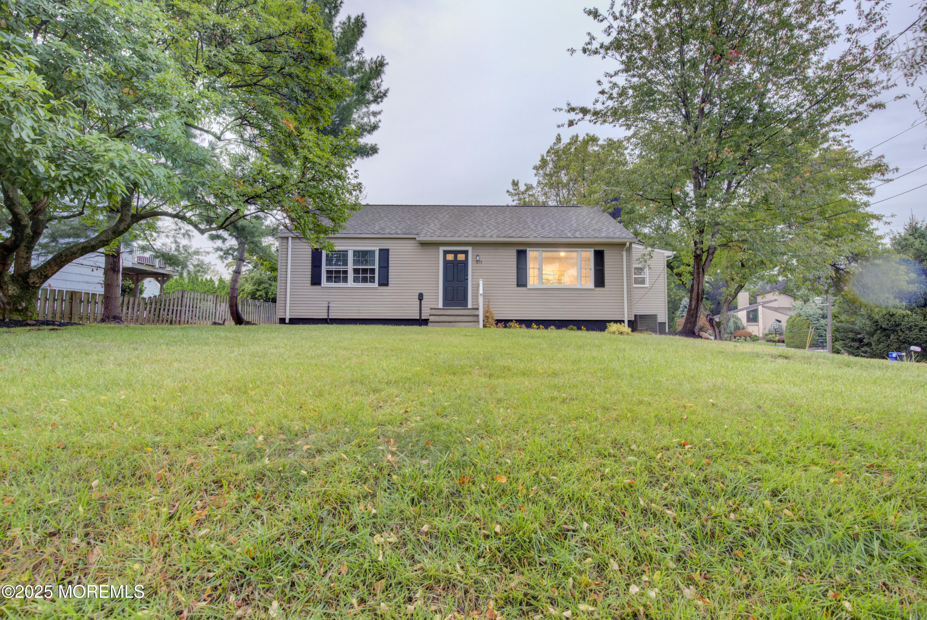 874 Mountain Avenue Springfield, NJ 07081 - Photo 3 of 27 Photo-27