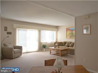18 Eden Roc New Hope, PA 18938 - Photo 5 of 12 Living Room